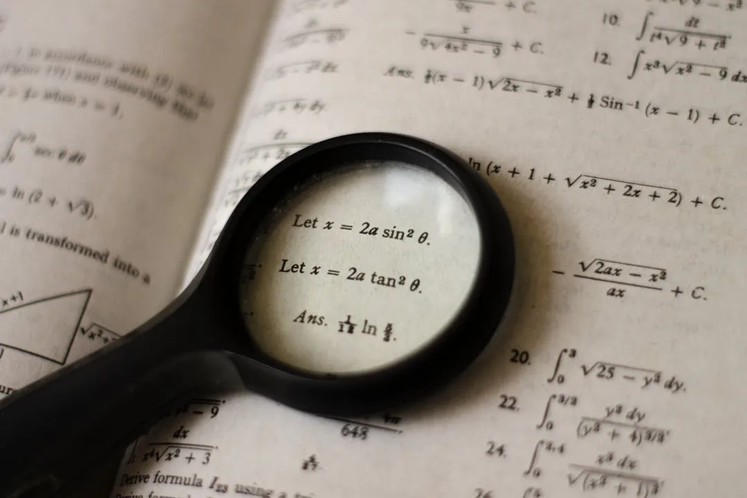 Choosing Your Data Stack: Analysis vs. Analytics Tools for the Modern SME