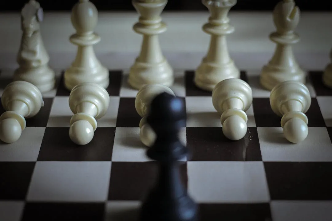 From Insight to Foresight: When to Use Data Analysis vs. Analytics in Your Business Strategy
